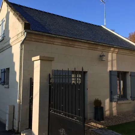 Le Gite Du Chateau Vic-sur-Aisne Exterior foto